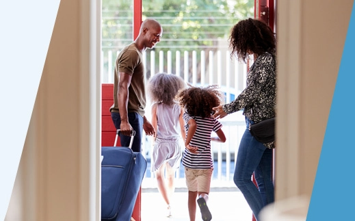 Family leaving home to go on vacation